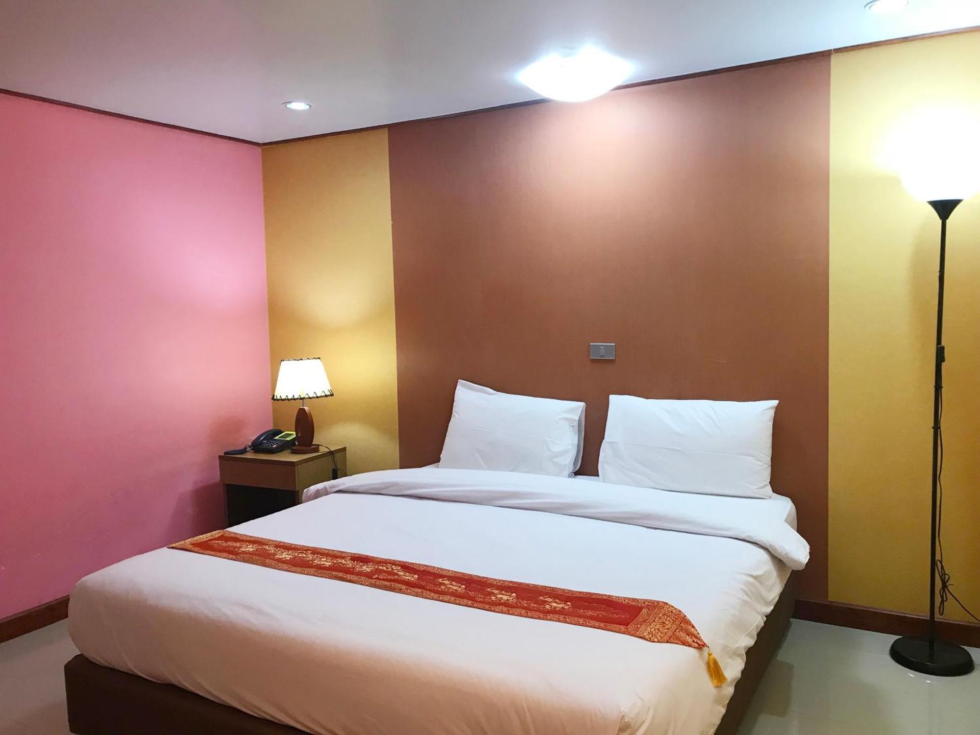 Toh Buk Seng Ayutthaya Hotel Ngoại thất bức ảnh