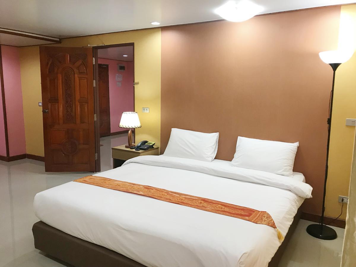 Toh Buk Seng Ayutthaya Hotel Ngoại thất bức ảnh