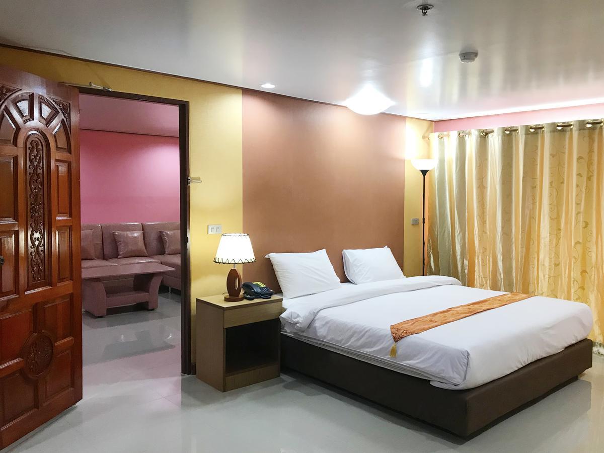 Toh Buk Seng Ayutthaya Hotel Ngoại thất bức ảnh