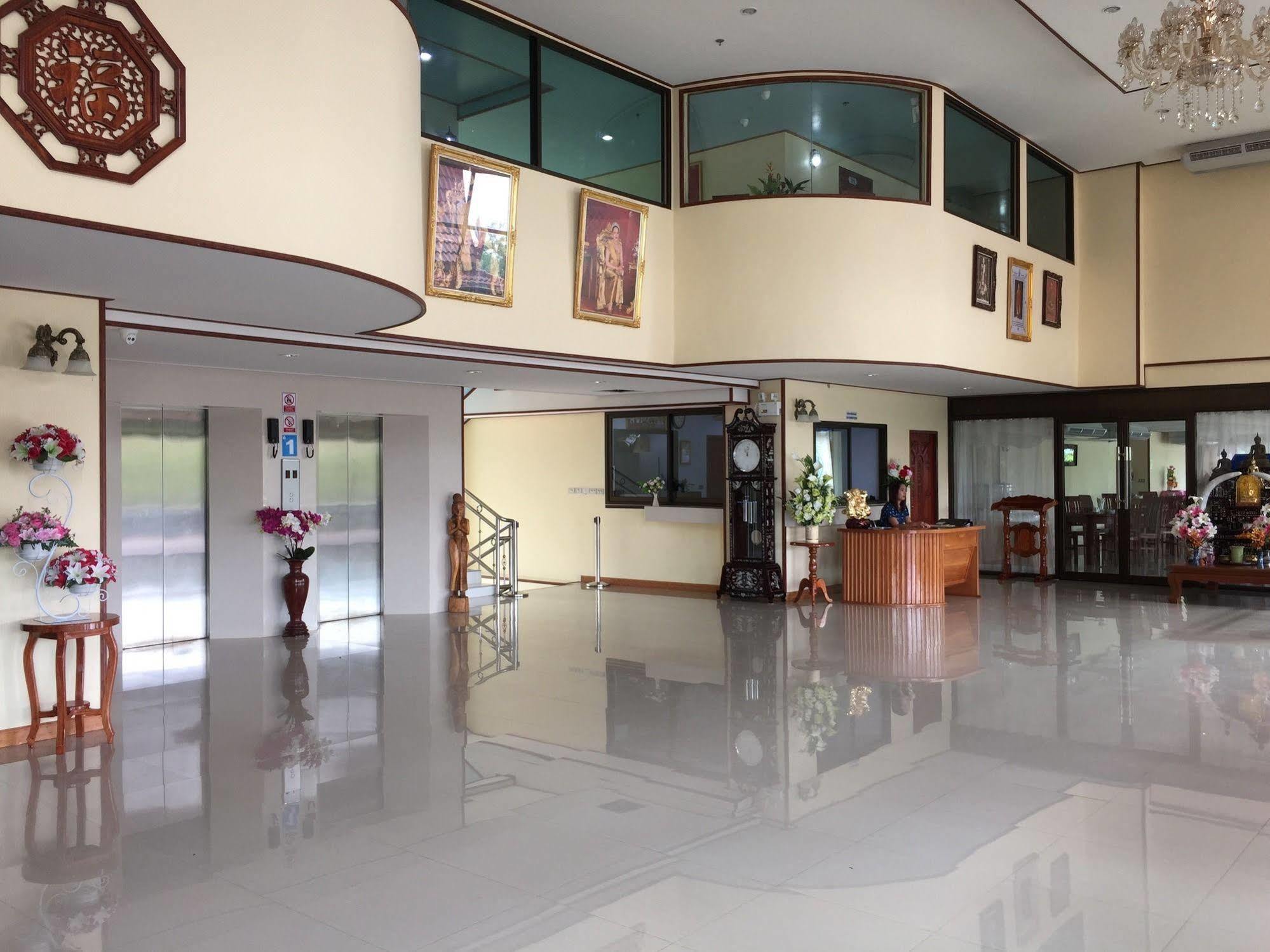 Toh Buk Seng Ayutthaya Hotel Ngoại thất bức ảnh