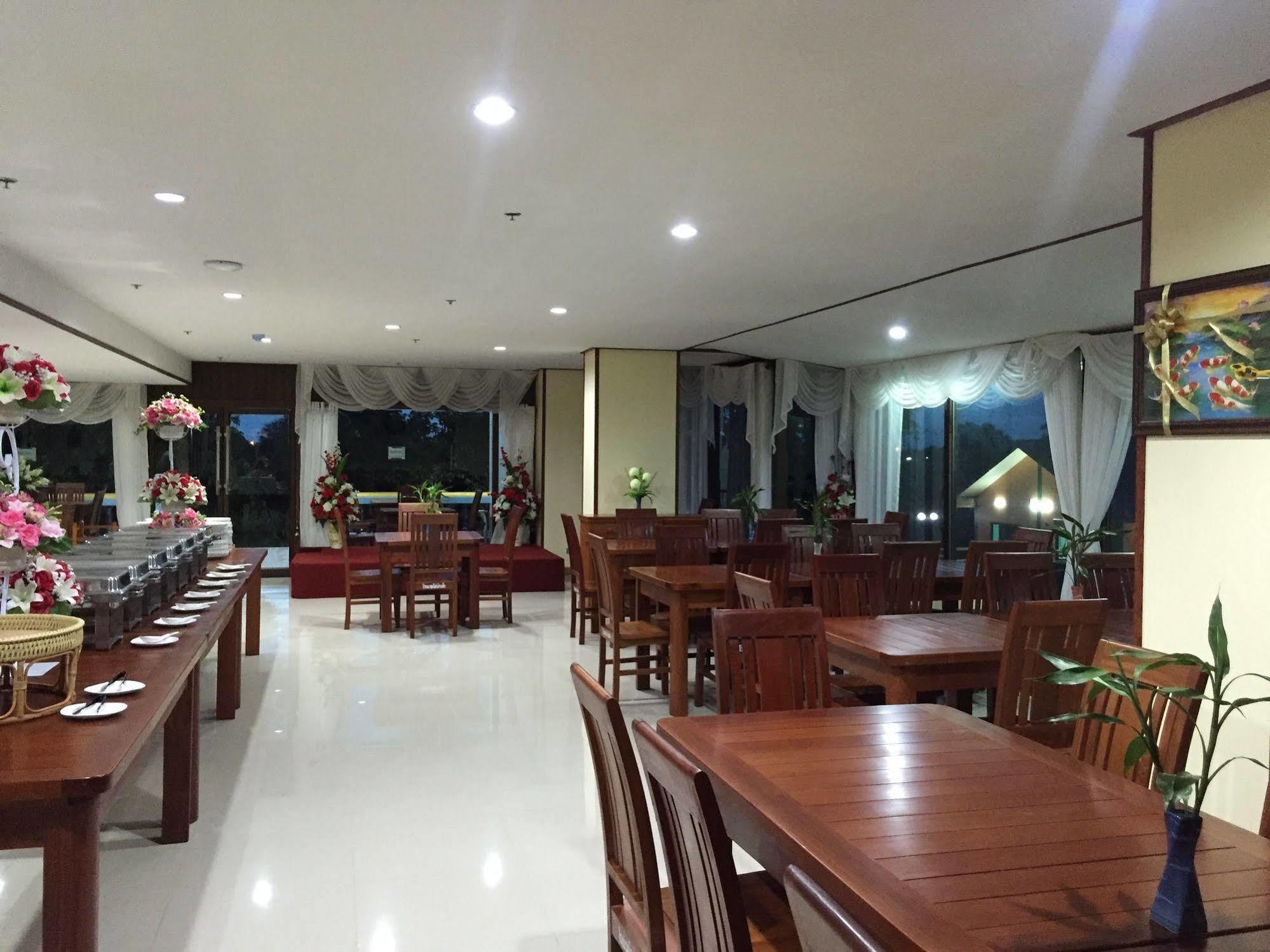 Toh Buk Seng Ayutthaya Hotel Ngoại thất bức ảnh