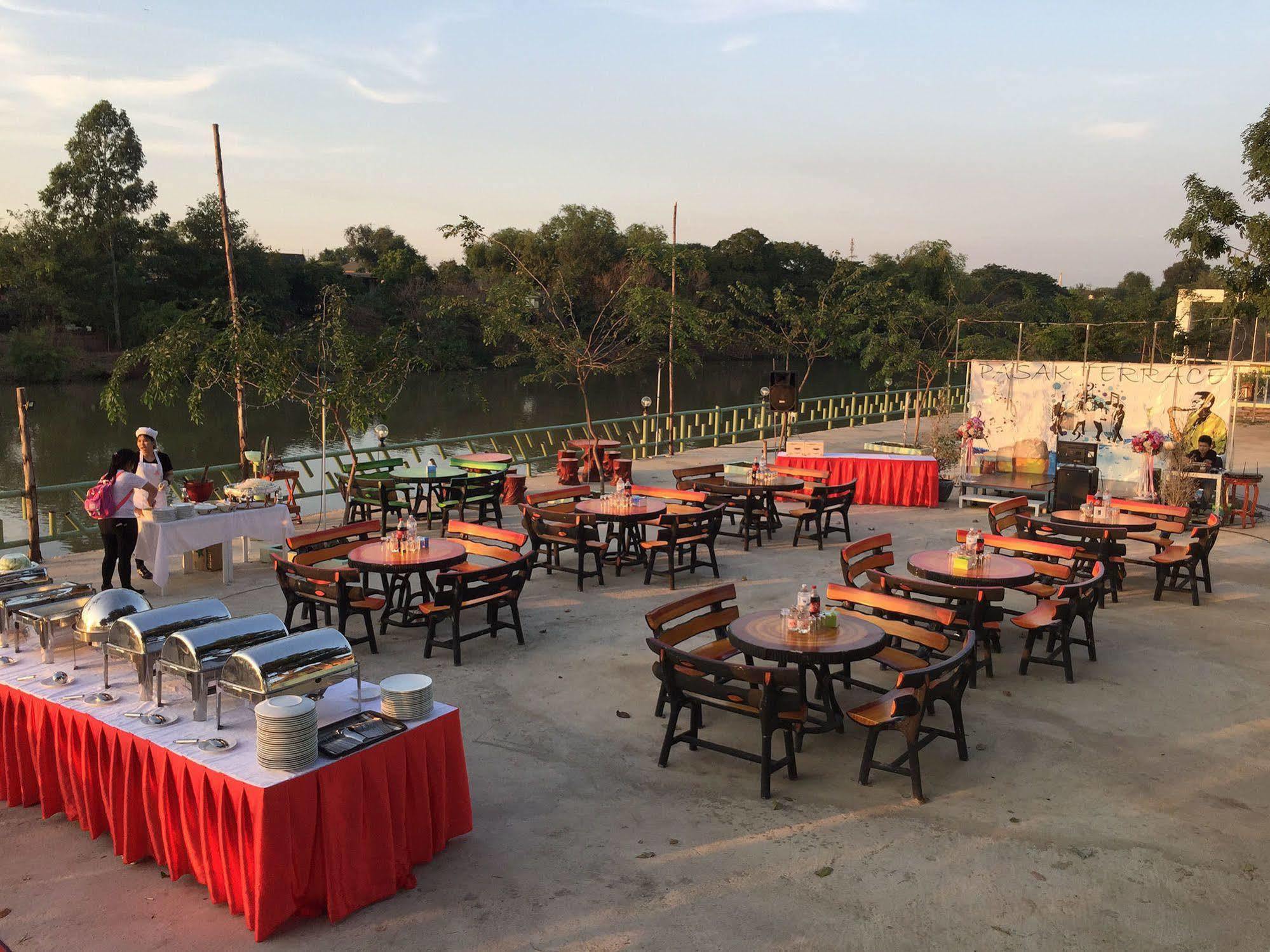 Toh Buk Seng Ayutthaya Hotel Ngoại thất bức ảnh