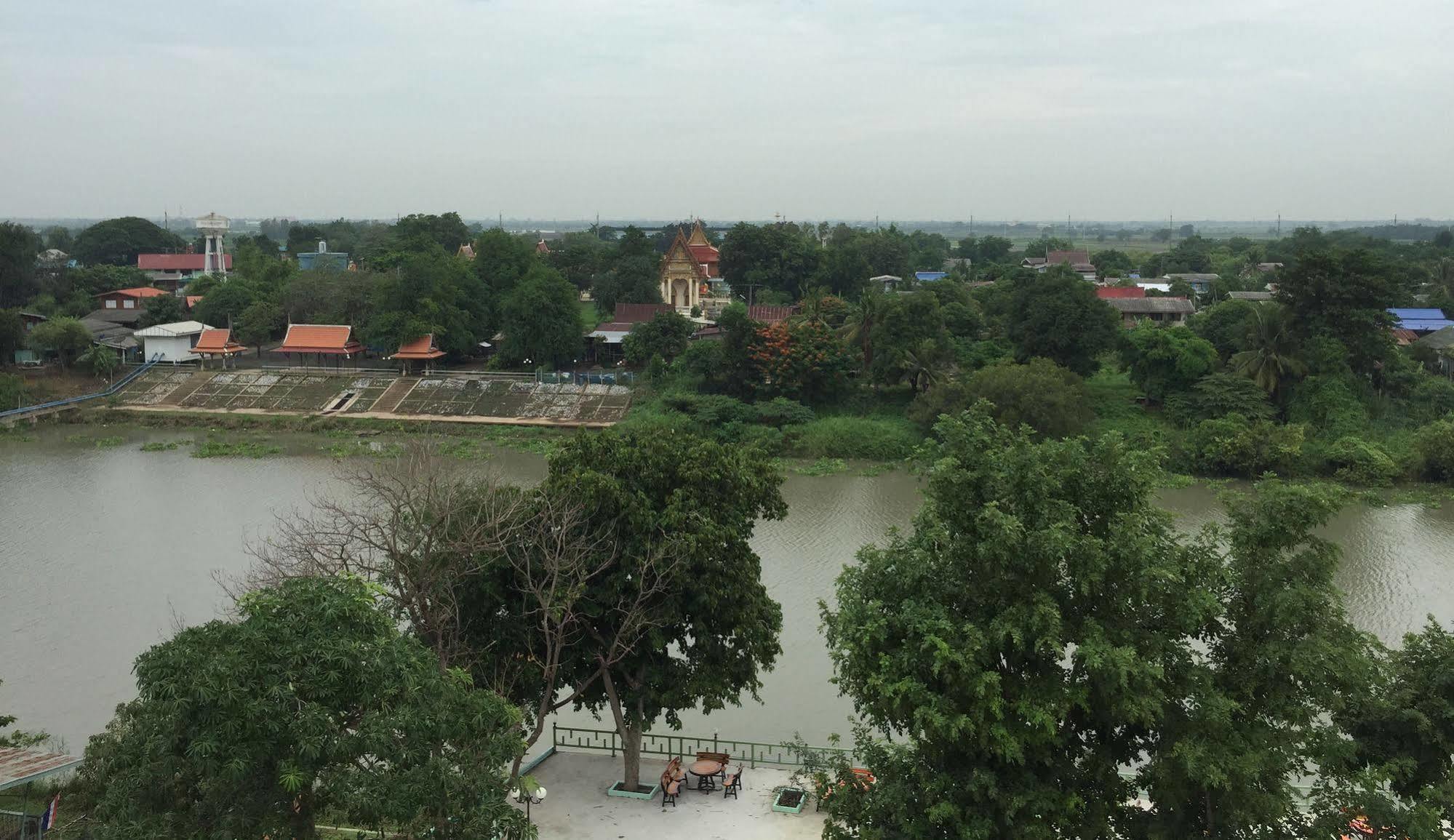 Toh Buk Seng Ayutthaya Hotel Ngoại thất bức ảnh